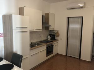 23945220-Ferienwohnung-4-Poreč-300x225-3