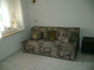 23999894-Ferienwohnung-4-Poreč-300x225-3