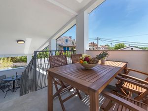 23726144-Ferienwohnung-6-Poreč-300x225-4