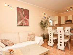 23726994-Ferienwohnung-4-Poreč-300x225-4