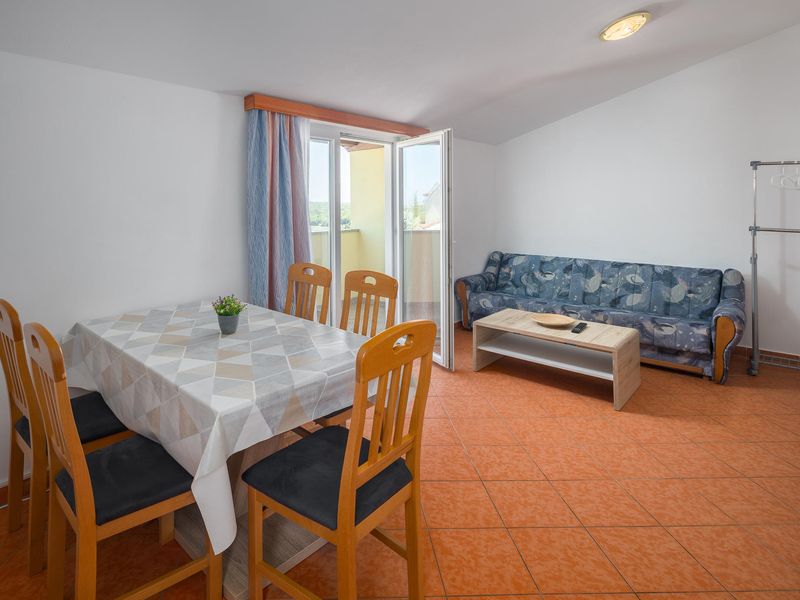 23767283-Ferienwohnung-5-Poreč-800x600-2