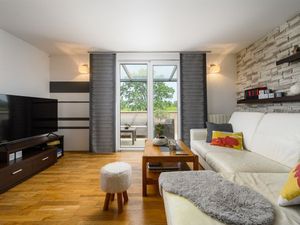 23451025-Ferienwohnung-3-Poreč-300x225-2