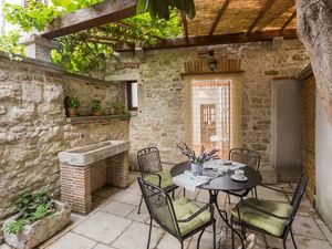 23777396-Ferienwohnung-5-Poreč-300x225-4