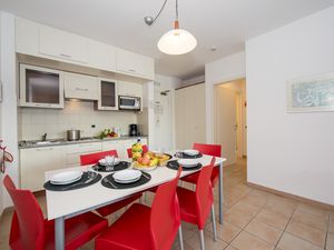 23705969-Ferienwohnung-4-Porlezza-300x225-2