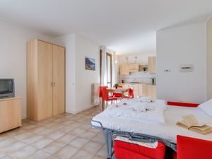 23706031-Ferienwohnung-2-Porlezza-300x225-1