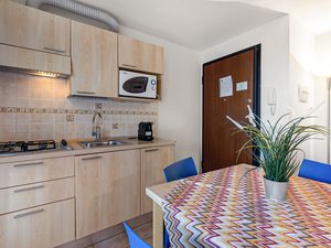 23706127-Ferienwohnung-4-Porlezza-300x225-3