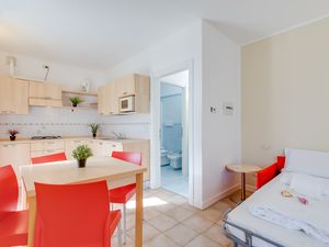 23706145-Ferienwohnung-3-Porlezza-300x225-5