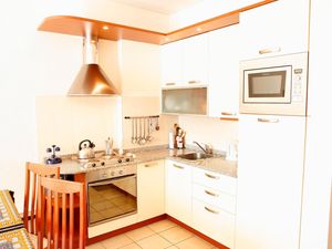 23569155-Ferienwohnung-6-Porlezza-300x225-5