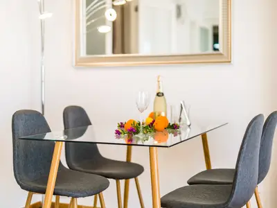 DiningRoom