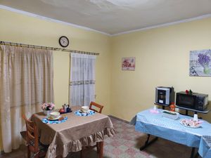 23704156-Ferienwohnung-4-Portici-300x225-3