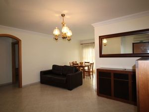 21962859-Ferienwohnung-5-Portimão-300x225-1