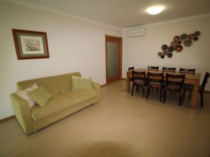 21962909-Ferienwohnung-4-Portimão-300x225-3