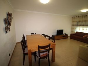 21962909-Ferienwohnung-4-Portimão-300x225-4