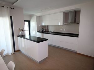 21962895-Ferienwohnung-4-Portimão-300x225-5