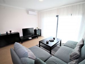 22413137-Ferienwohnung-5-Portimão-300x225-3