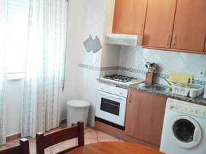 22881345-Ferienwohnung-4-Portimão-300x225-3