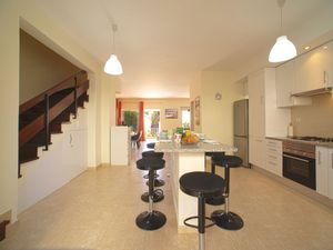 23866721-Ferienwohnung-8-Portimão-300x225-5