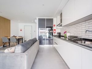 23869695-Ferienwohnung-4-Portimão-300x225-4