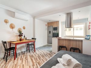 24049663-Ferienwohnung-2-Portimão-300x225-4