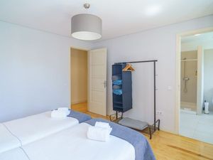 19392683-Ferienwohnung-12-Porto-300x225-5