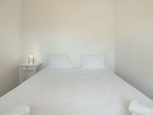 23544948-Ferienwohnung-4-Porto-300x225-5