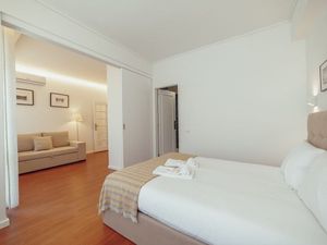 23579932-Ferienwohnung-10-Porto-300x225-3