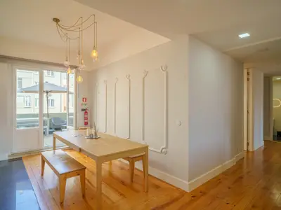 DiningRoom