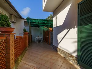 23548160-Ferienwohnung-7-Porto Azzurro-300x225-4