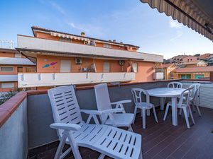 23562557-Ferienwohnung-8-Porto Azzurro-300x225-2