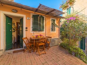 23887784-Ferienwohnung-3-Porto Azzurro-300x225-4