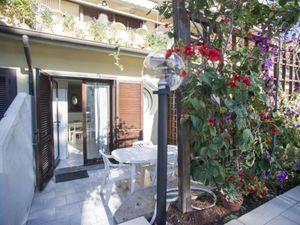 23923738-Ferienwohnung-4-Porto Azzurro-300x225-3