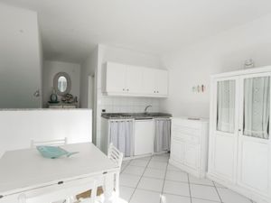 23923738-Ferienwohnung-4-Porto Azzurro-300x225-4