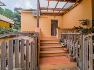 23924468-Ferienwohnung-5-Porto Azzurro-300x225-2