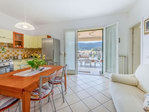 24017628-Ferienwohnung-4-Porto Azzurro-300x225-5