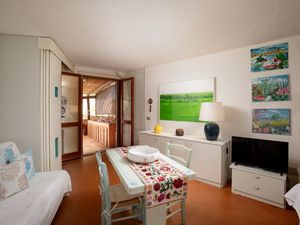 24025289-Ferienwohnung-4-Porto Cervo-300x225-5