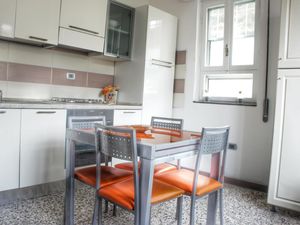 23045315-Ferienwohnung-8-Porto Maurizio-300x225-5