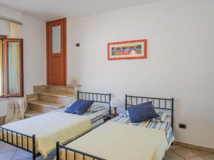 24001302-Ferienwohnung-8-Porto Potenza Picena-300x225-4