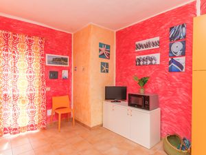 23708532-Ferienwohnung-6-Porto Pozzo-300x225-3