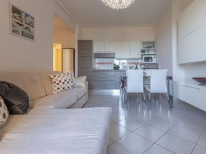 23976158-Ferienwohnung-4-Porto Recanati-300x225-4