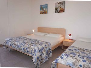 Ferienwohnung für 7 Personen (65 m&sup2;) in Porto Santa Margherita