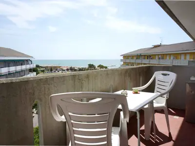 Ferienwohnung für 6 Personen (55 m²) in Porto Santa Margherita 3/10