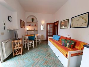 23644117-Ferienwohnung-4-Portoferraio-300x225-3