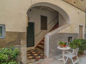 23454389-Ferienwohnung-2-Portoferraio-300x225-2