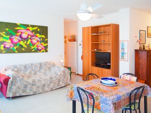 23454411-Ferienwohnung-4-Portoferraio-300x225-5