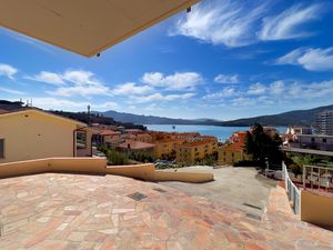 23454432-Ferienwohnung-4-Portoferraio-300x225-5