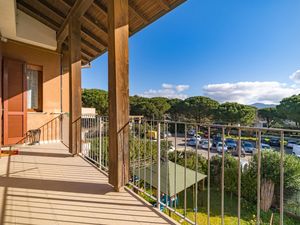 23566472-Ferienwohnung-5-Portoferraio-300x225-3