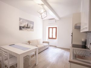 23644706-Ferienwohnung-4-Portoferraio-300x225-4