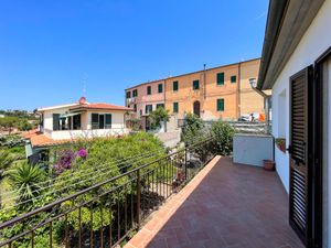 23650766-Ferienwohnung-3-Portoferraio-300x225-3