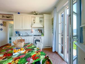 23650766-Ferienwohnung-3-Portoferraio-300x225-4