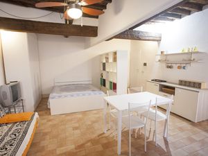 23701199-Ferienwohnung-3-Portoferraio-300x225-5